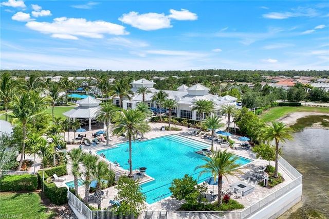 9368 Night Heron LN, Naples, FL 34120