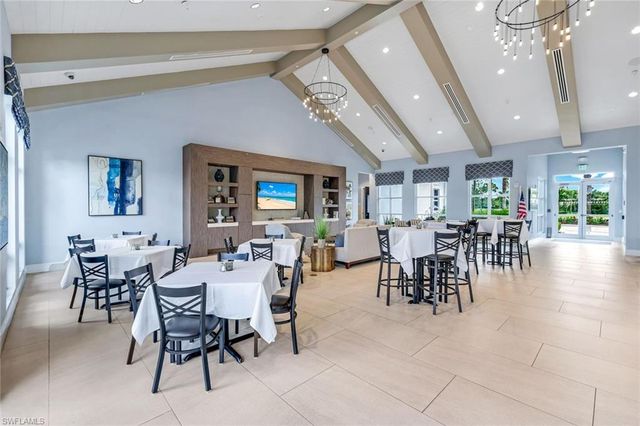 9368 Night Heron LN, Naples, FL 34120