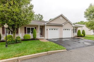 1285 Hartford Avenue 25, Johnston, RI 02919