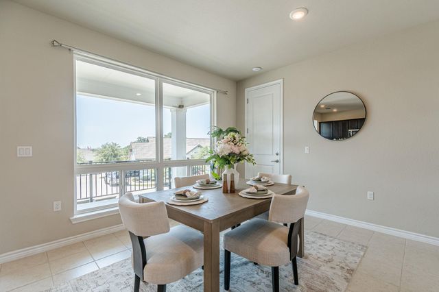 116 Mulligan DR 103, San Marcos, TX 78666