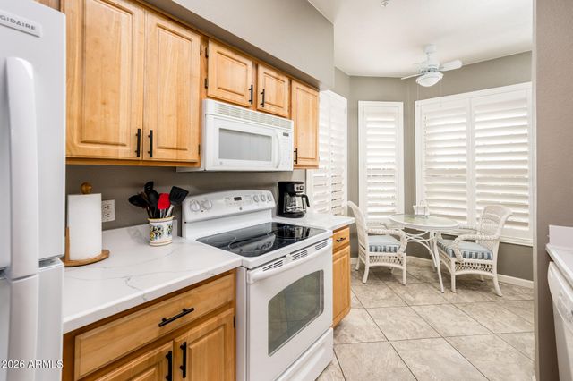 14950 W MOUNTAIN VIEW Boulevard 4104, Surprise, AZ 85374