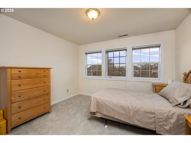 575 Nw BLUERIDGE Ct, Beaverton, OR 97006