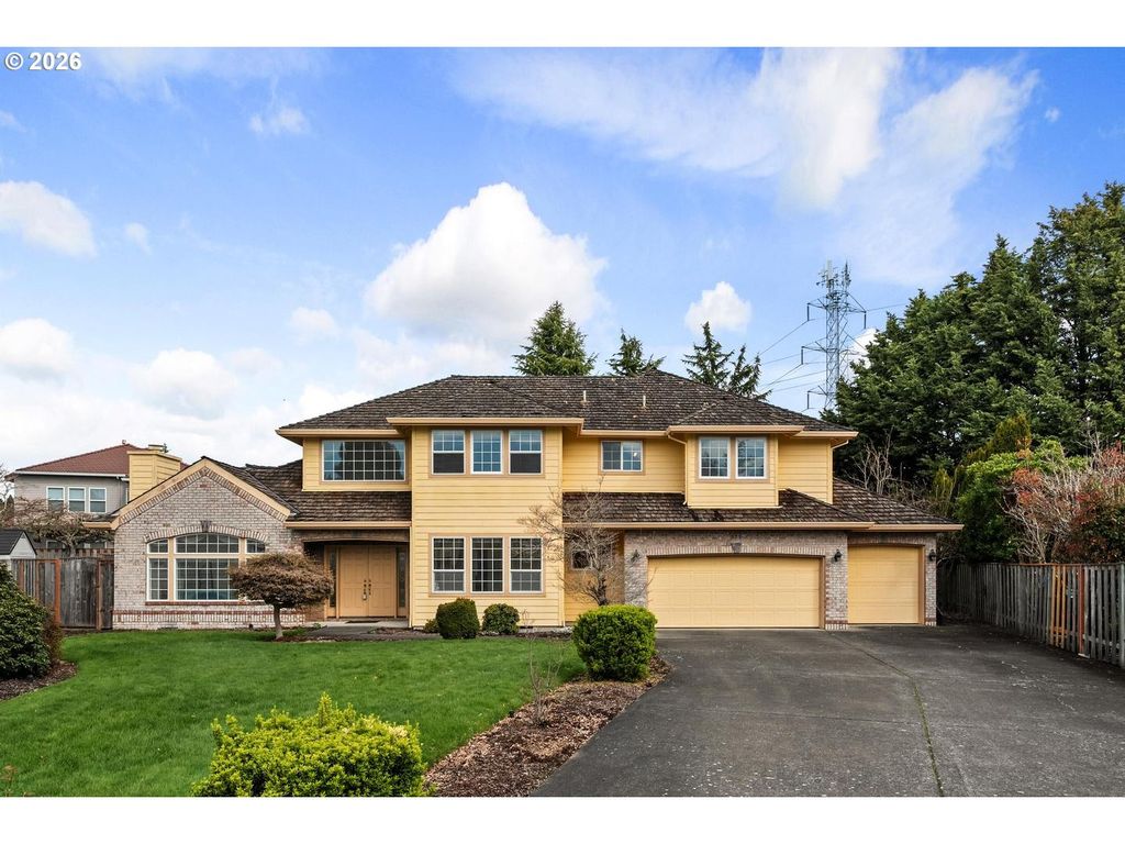 575 Nw BLUERIDGE Ct, Beaverton, OR 97006