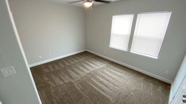 5225 E Houston Road A, Houston, TX 77028