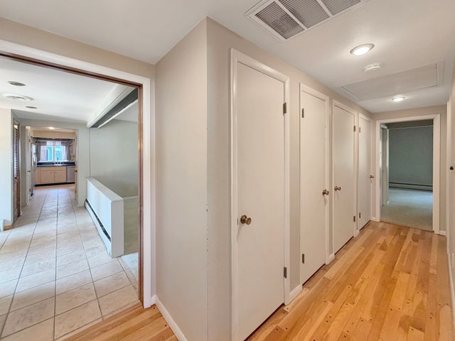 1318 Ridgefield Road, Freeport, IL 61032