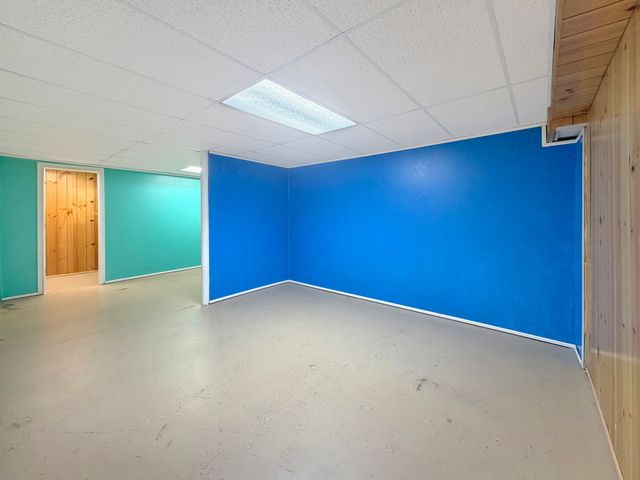 1318 Ridgefield Road, Freeport, IL 61032