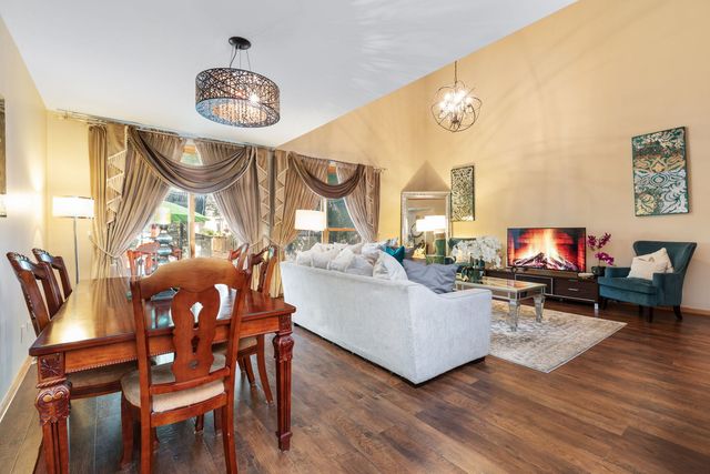 10936 Jodan Drive, Oak Lawn, IL 60453