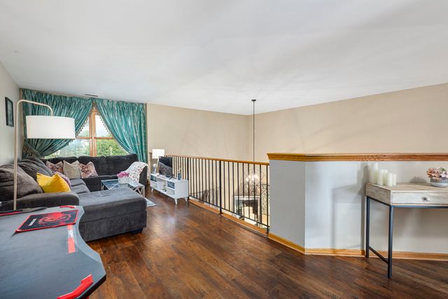 10936 Jodan Drive, Oak Lawn, IL 60453