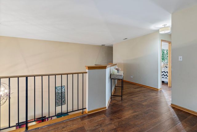 10936 Jodan Drive, Oak Lawn, IL 60453