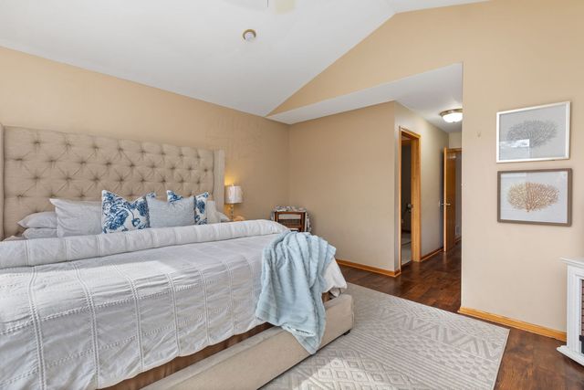 10936 Jodan Drive, Oak Lawn, IL 60453