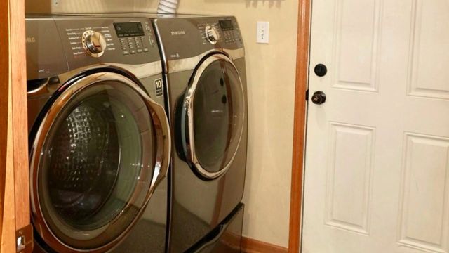 10936 Jodan Drive, Oak Lawn, IL 60453