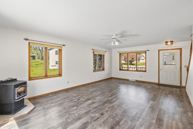 311 Douglas Court, Barneveld, WI 53507