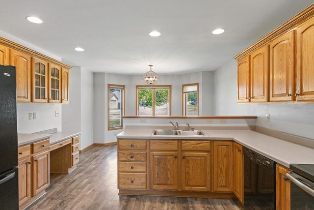 311 Douglas Court, Barneveld, WI 53507