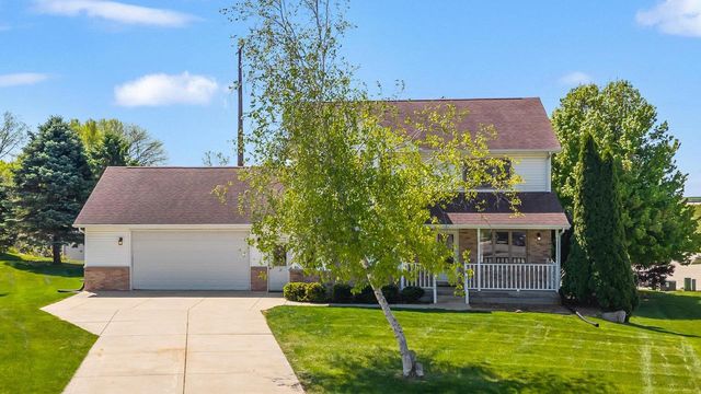 311 Douglas Court, Barneveld, WI 53507