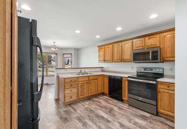 311 Douglas Court, Barneveld, WI 53507