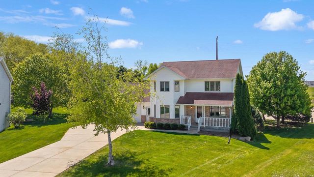 311 Douglas Court, Barneveld, WI 53507