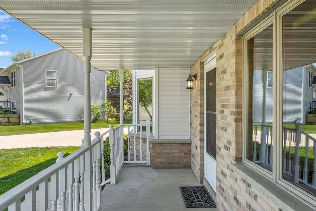 311 Douglas Court, Barneveld, WI 53507