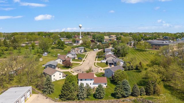 311 Douglas Court, Barneveld, WI 53507