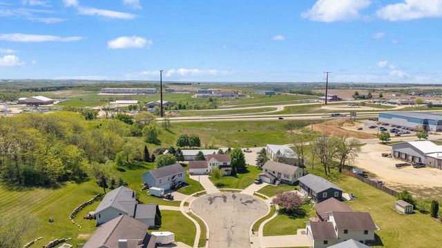 311 Douglas Court, Barneveld, WI 53507