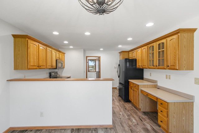 311 Douglas Court, Barneveld, WI 53507