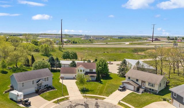 311 Douglas Court, Barneveld, WI 53507
