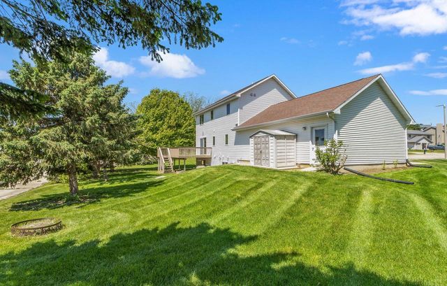 311 Douglas Court, Barneveld, WI 53507