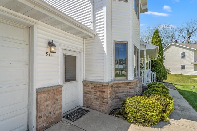 311 Douglas Court, Barneveld, WI 53507