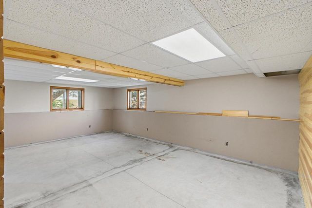 311 Douglas Court, Barneveld, WI 53507