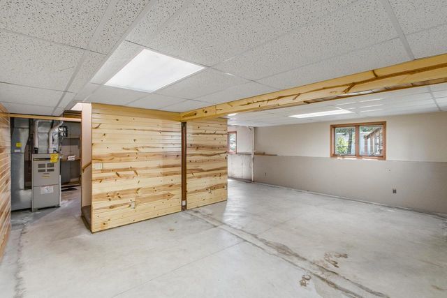 311 Douglas Court, Barneveld, WI 53507