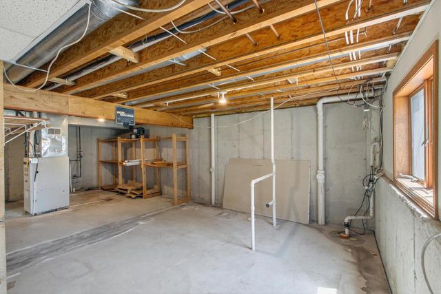 311 Douglas Court, Barneveld, WI 53507