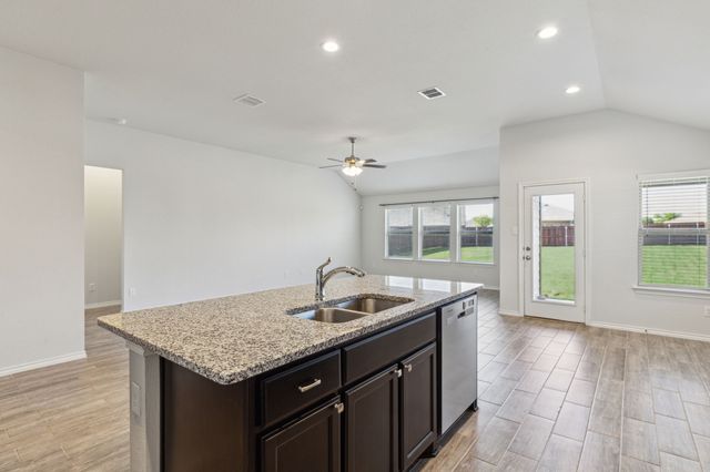 3537 Tahiti Lane, Fort Worth, TX 76123