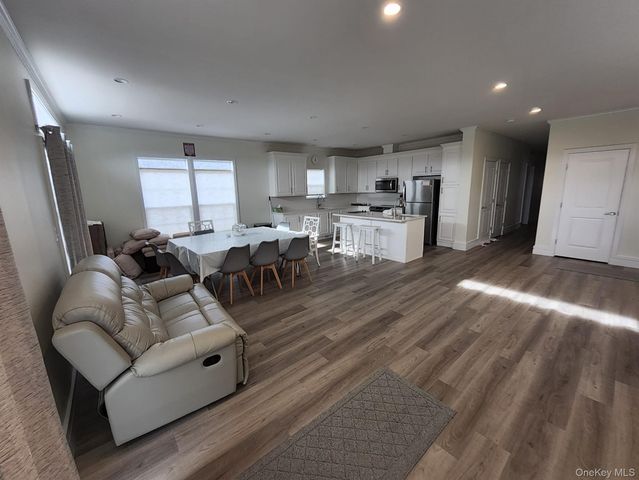 189 Labaugh Rd Road, Hurleyville, NY 12747