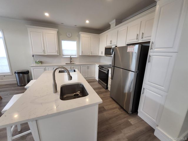 189 Labaugh Rd Road, Hurleyville, NY 12747