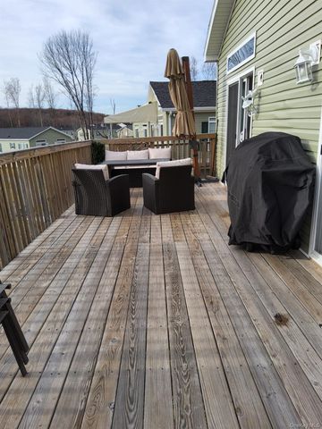 189 Labaugh Rd Road, Hurleyville, NY 12747