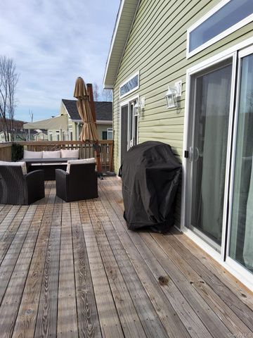 189 Labaugh Rd Road, Hurleyville, NY 12747