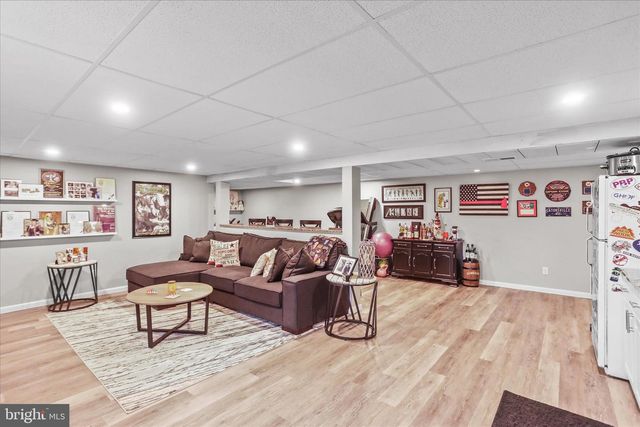 25 HEMLER DR, Hanover, PA 17331