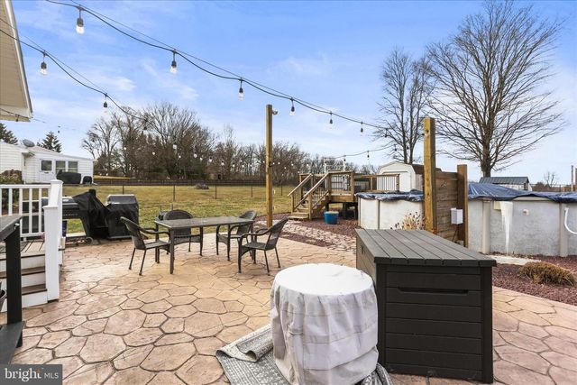 25 HEMLER DR, Hanover, PA 17331