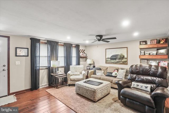 25 HEMLER DR, Hanover, PA 17331