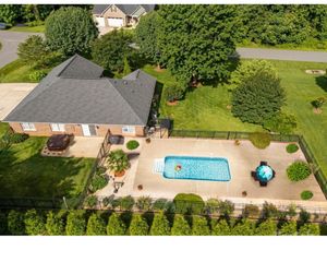 1958 Cameron Heights Circle, Denver, NC 28037