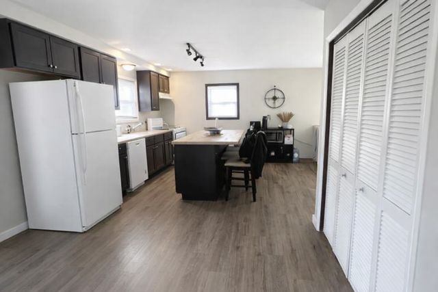 4709 W 128th Street, Alsip, IL 60803