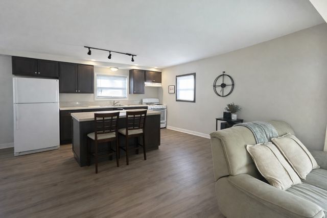 4709 W 128th Street, Alsip, IL 60803