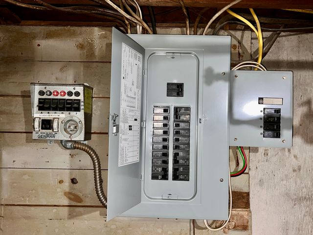 11 Woodland Drive, Windham, CT 06280