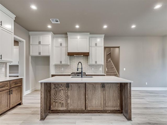 21246 Reserve Circle, Harrah, OK 73045