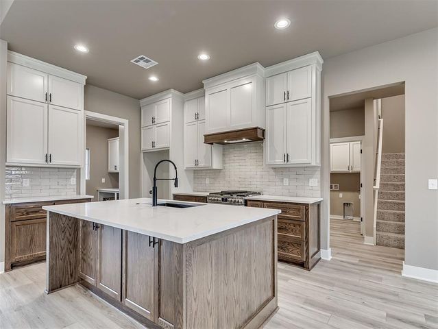 21246 Reserve Circle, Harrah, OK 73045