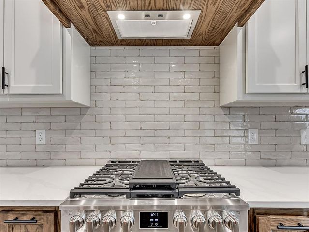 21246 Reserve Circle, Harrah, OK 73045