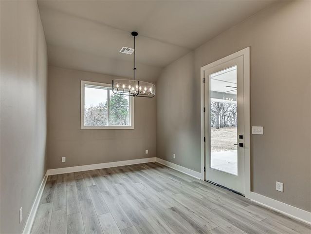 21246 Reserve Circle, Harrah, OK 73045