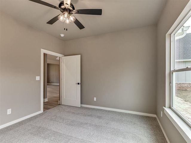 21246 Reserve Circle, Harrah, OK 73045