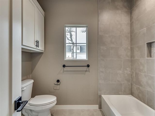 21246 Reserve Circle, Harrah, OK 73045