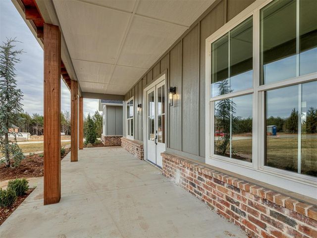 21246 Reserve Circle, Harrah, OK 73045