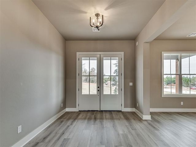 21246 Reserve Circle, Harrah, OK 73045